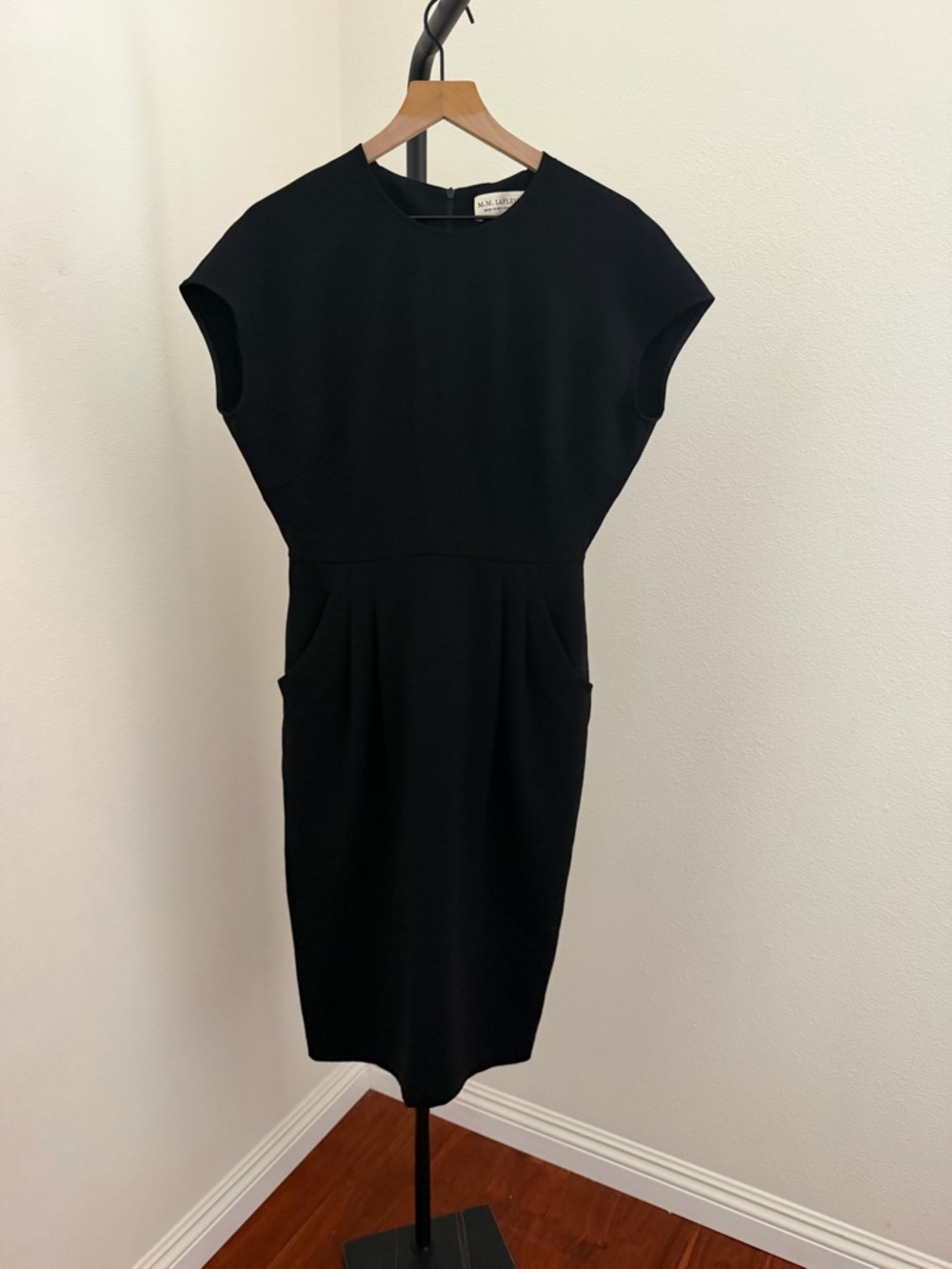 MM Lafleur Black Short-Sleeve Midi Sheath Dress - Picture 4 of 8